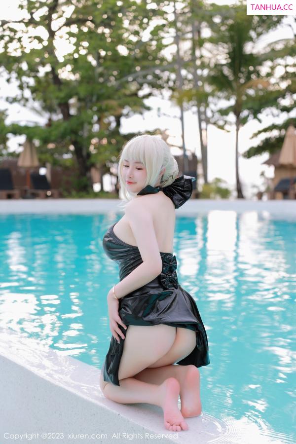徐嘉乐 徐cake [XiuRen]高清写真图 2023.06.28 No.6984 养乐多DoDo 美腿黑丝第66张图片